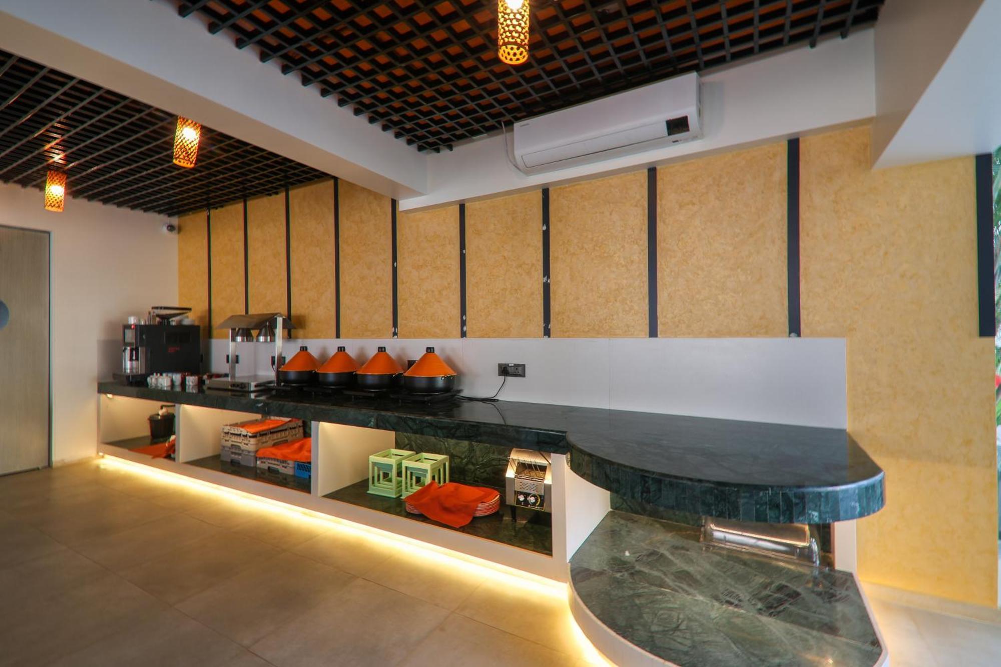 The Orchid Passaros Benaulim Goa Hotel Buitenkant foto